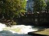 ancat > River surfing 5min from the city centre.